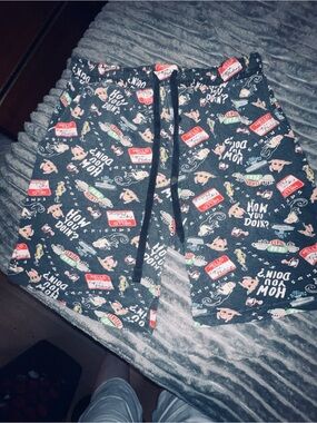 FRIENDS Black Graphic Print Men’s Athletic Shorts